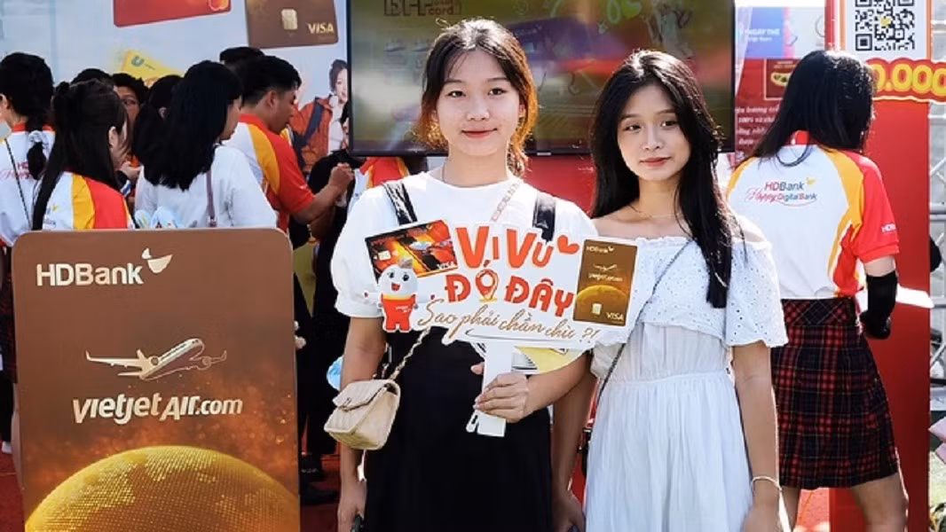 Vikki Digital Bank và HDBank đang chọn cách “nuôi thói quen” thay vì “đốt tiền ưu đãi” để giữ người dùng trẻ.