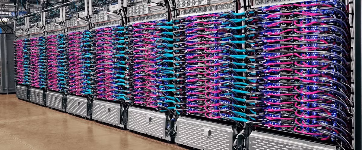 TPU được đánh giá có hiệu suất vượt trội trong các tác vụ AI khối lượng lớn, tiết kiệm chi phí vận hành.