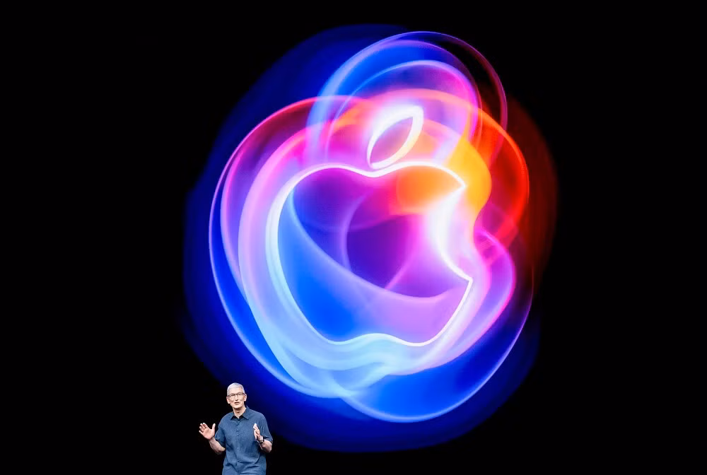 Nhiều ý kiến nhận định Apple đã thất thế vì chiến lược phát triển AI quá kín kẽ và chậm rãi trong khi thế giới đang tăng tốc theo cấp số nhân.