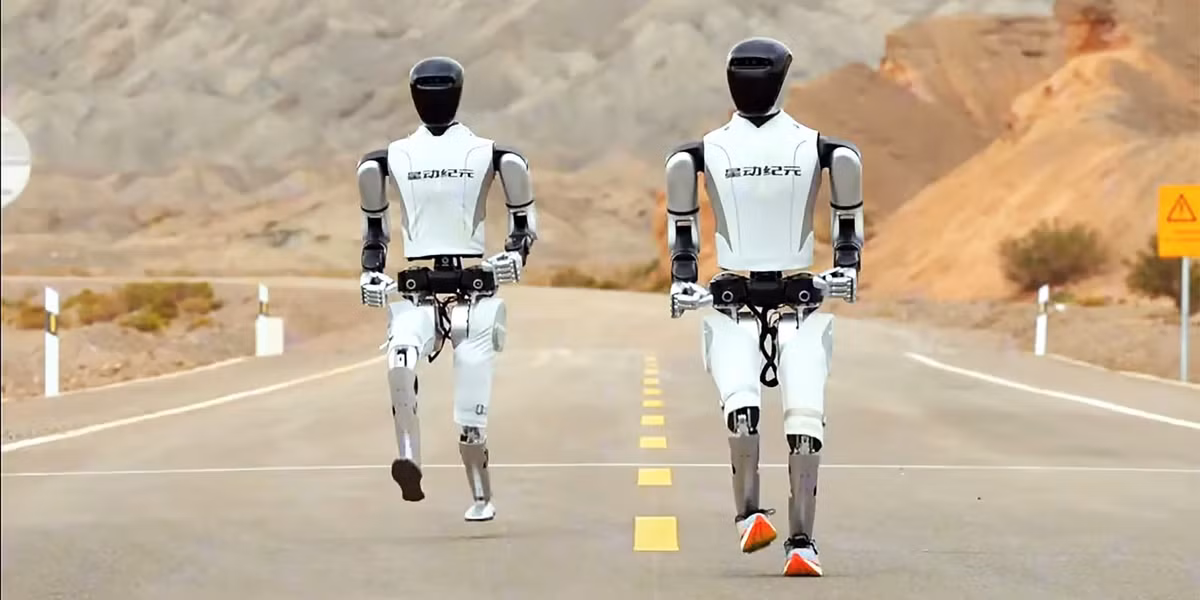 Robot này có 55 bậc tự do, AI xử lý tới 275 nghìn tỉ phép toán mỗi giây.(Ảnh: galaxus.fr)