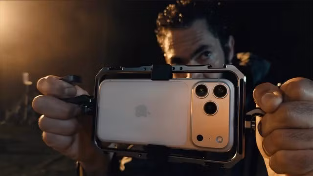 iPhone 17 Pro hỗ trợ quay phim ProRes RAW, Genlock và có hệ thống tản nhiệt buồng hơi chuyên nghiệp.