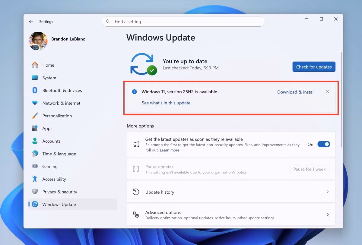 Điểm thay đổi lớn nhất là Windows 11 25H2 sẽ loại bỏ PowerShell 2.0 và công cụ WMIC vốn đã lỗi thời.