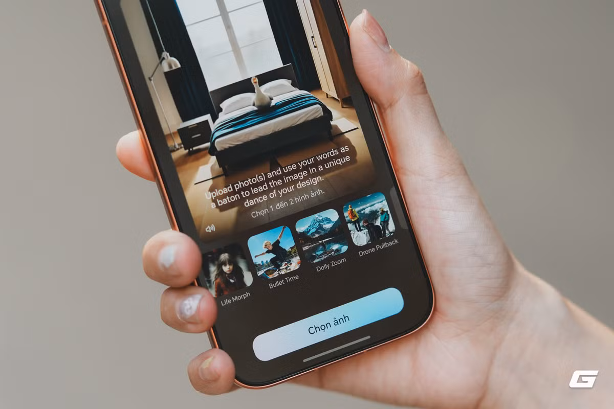 Xu hướng này cũng đang được nhiều ông lớn công nghệ áp dụng, khi Google giới thiệu các cơ chế giám sát dành cho AI agent trên Android nhằm hiển thị những gì AI đang thực hiện theo thời gian thực, đồng thời giới hạn phạm vi hành động của hệ thống đối với các giao dịch liên quan đến tiền bạc hoặc dữ liệu nhạy cảm.(Ảnh: Genk)