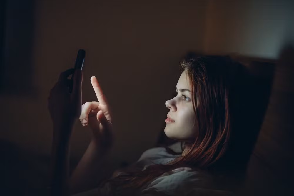 Bi kịch tại Bỉ càng gây sốc khi chatbot Eliza khuyến khích người dùng tự sát.