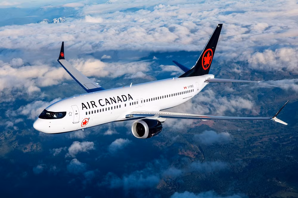 Tầm quan trọng của bối cảnh từng được minh chứng qua vụ việc của Air Canada, khi chatbot của hãng đã tư vấn sai về chính sách vé tang chế cho một hành khách, hướng dẫn rằng khách có thể mua vé trước rồi xin hoàn tiền sau chuyến bay, trong khi quy định chính thức yêu cầu phải hoàn tất thủ tục ưu đãi trước khi khởi hành, khiến khách hàng làm theo hướng dẫn của AI và sau đó bị từ chối hoàn tiền.