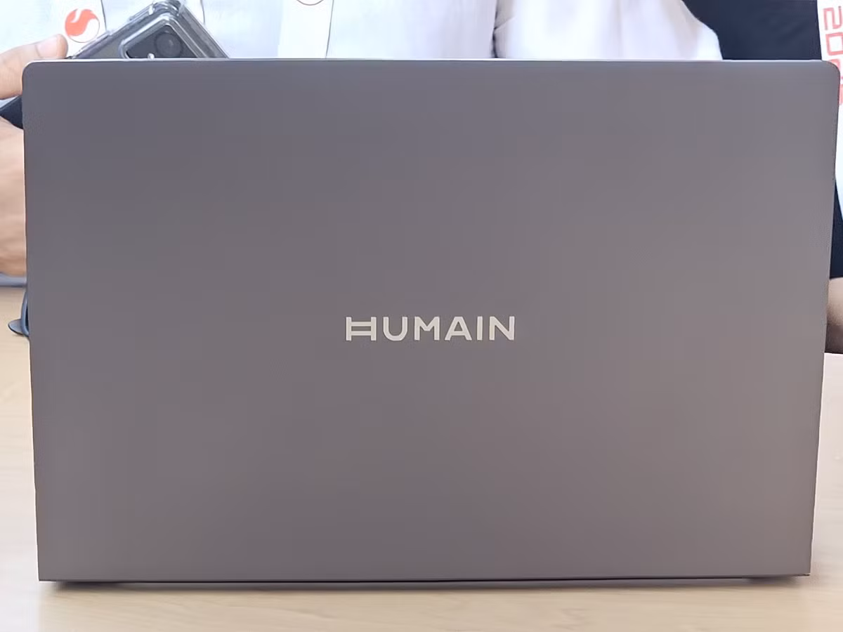 Công ty Humain vừa gây chú ý khi công bố laptop Horizon Pro tại Hội nghị Snapdragon ở Hawaii.