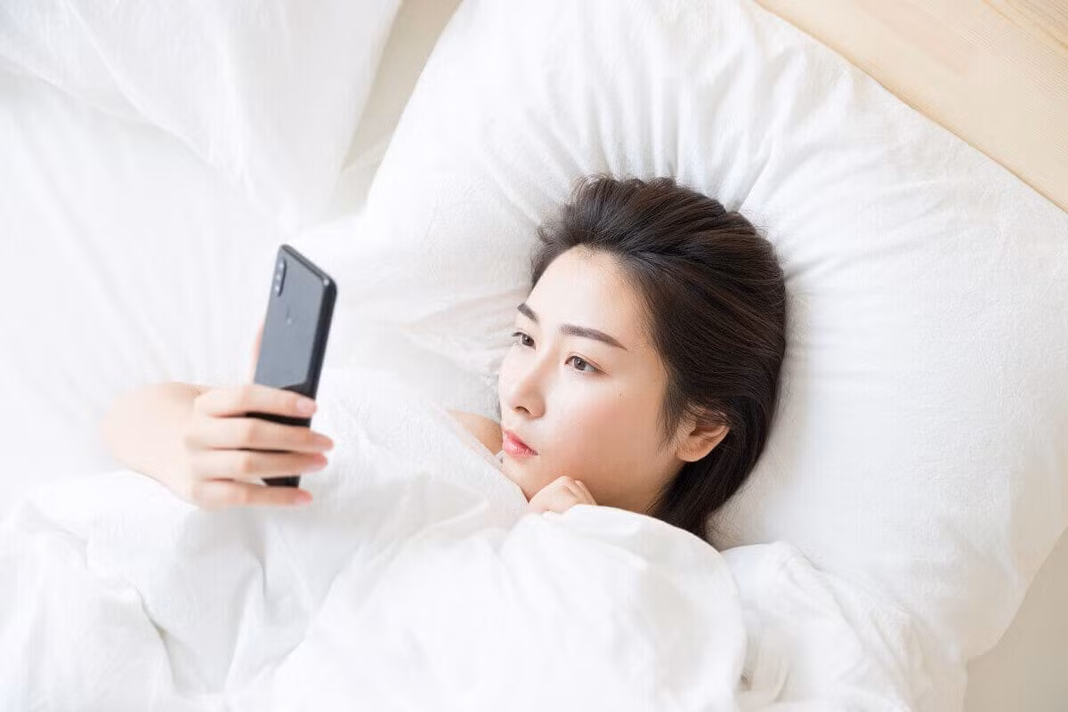 Người dùng được khuyến khích tự thử nghiệm để kiểm chứng xem điện thoại có thật sự ảnh hưởng đến giấc ngủ hay không.