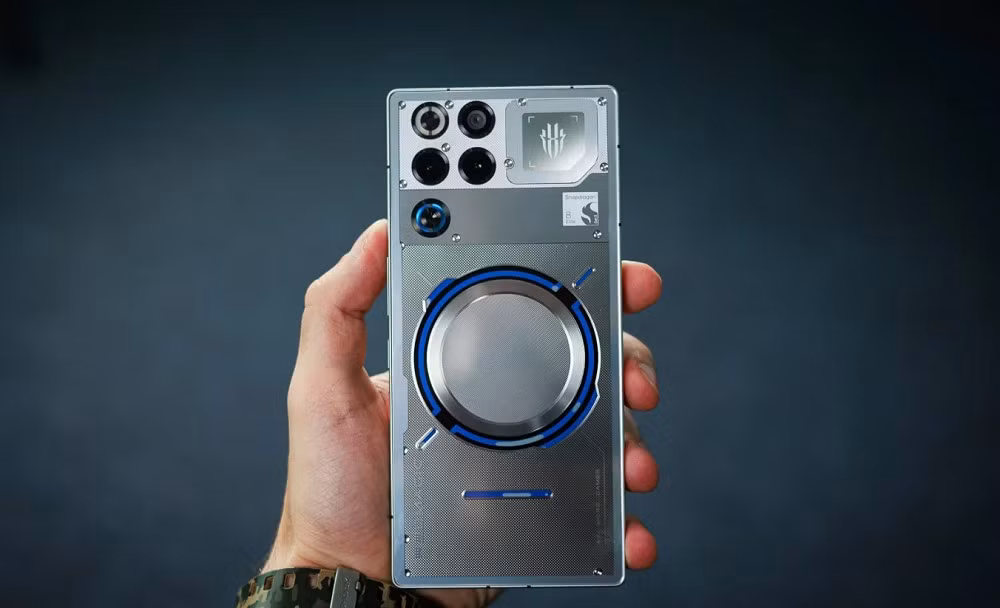 Thiết kế mới được chú ý hơn trước, nhưng đa số điện thoại hiện nay khá giống nhau.