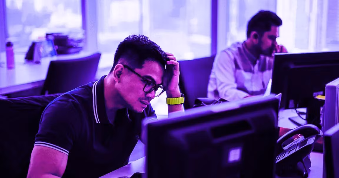 Giới chuyên môn cảnh báo rủi ro rất lớn, xAI cần giữ chân nhân tài để cạnh tranh với OpenAI và Anthropic.