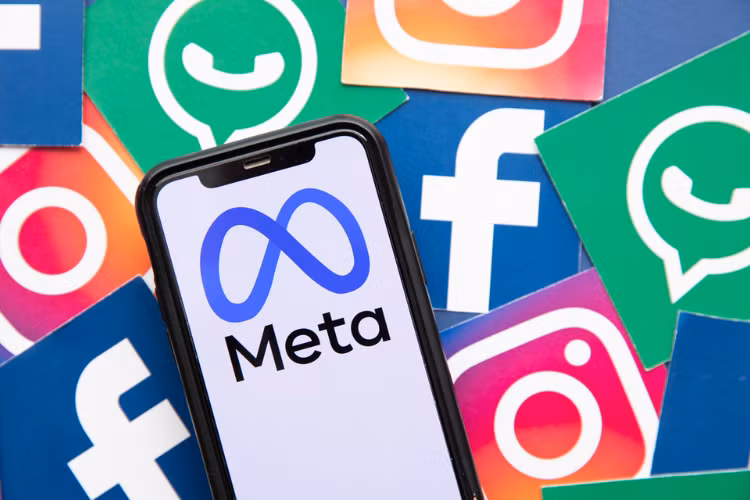 Vị tỷ phú 42 tuổi thẳng thắn thừa nhận rằng Meta đã đưa ra những quyết định chưa thực sự hoàn hảo trong quá trình triển khai các kế hoạch tái cấu trúc, đồng thời nhấn mạnh rằng công ty gần như chắc chắn sẽ còn gặp thêm những sai sót mới khi tiếp tục theo đuổi tham vọng trở thành một trong những tập đoàn AI hàng đầu thế giới.