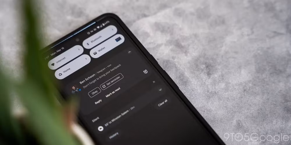 Sau khi được kích hoạt trong phần cài đặt thông báo trên điện thoại Samsung Galaxy hoặc Google Pixel, mỗi thông báo sẽ xuất hiện thêm biểu tượng hình đồng hồ nhỏ, cho phép người dùng xử lý công việc theo đúng thời gian phù hợp thay vì phải nhớ thủ công trong đầu.(Ảnh: 9to5google)
