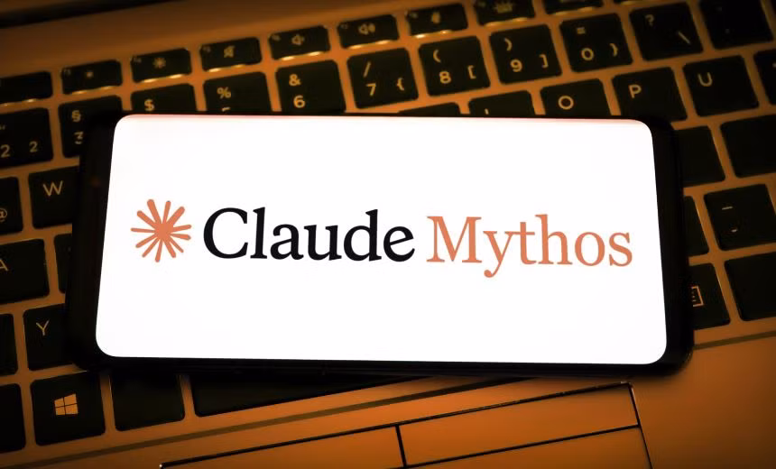 Sự việc càng trở nên phức tạp khi chính NSA được cho là đang sử dụng Claude Mythos 5 trong các hoạt động an ninh mạng chiến lược, đồng thời bố trí kỹ sư của Anthropic làm việc trực tiếp bên trong cơ quan này để hỗ trợ triển khai và giám sát hệ thống.