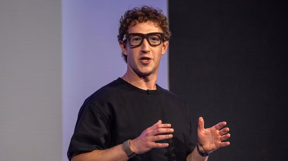 Trong cả hai tình huống, Mark Zuckerberg và cộng sự đều đổ lỗi cho Wi-Fi yếu tại sự kiện.