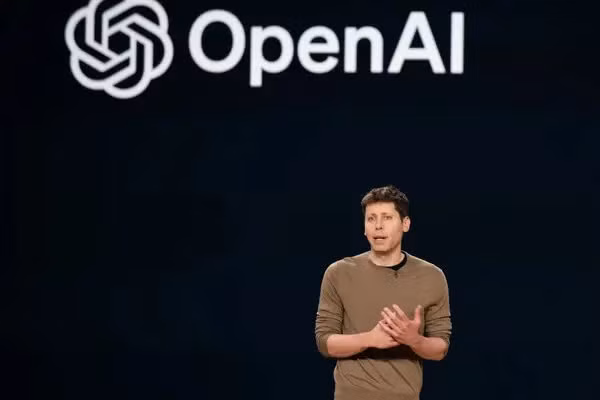 Trong kịch bản xấu nhất, OpenAI có thể buộc phải sáp nhập hoặc bị thâu tóm nếu không sớm giải được bài toán tài chính.