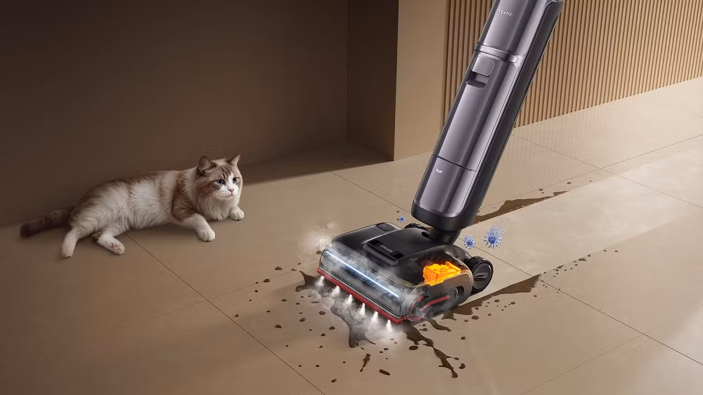 Điểm đáng chú ý của giải pháp Dreame nằm ở khả năng kết hợp giữa làm sạch tự động và làm sạch chuyên sâu, giúp người dùng xử lý hiệu quả các khu vực khó tiếp cận hoặc những vị trí thường tích tụ nhiều lông thú cưng mà robot hút bụi thông thường khó làm sạch triệt để.