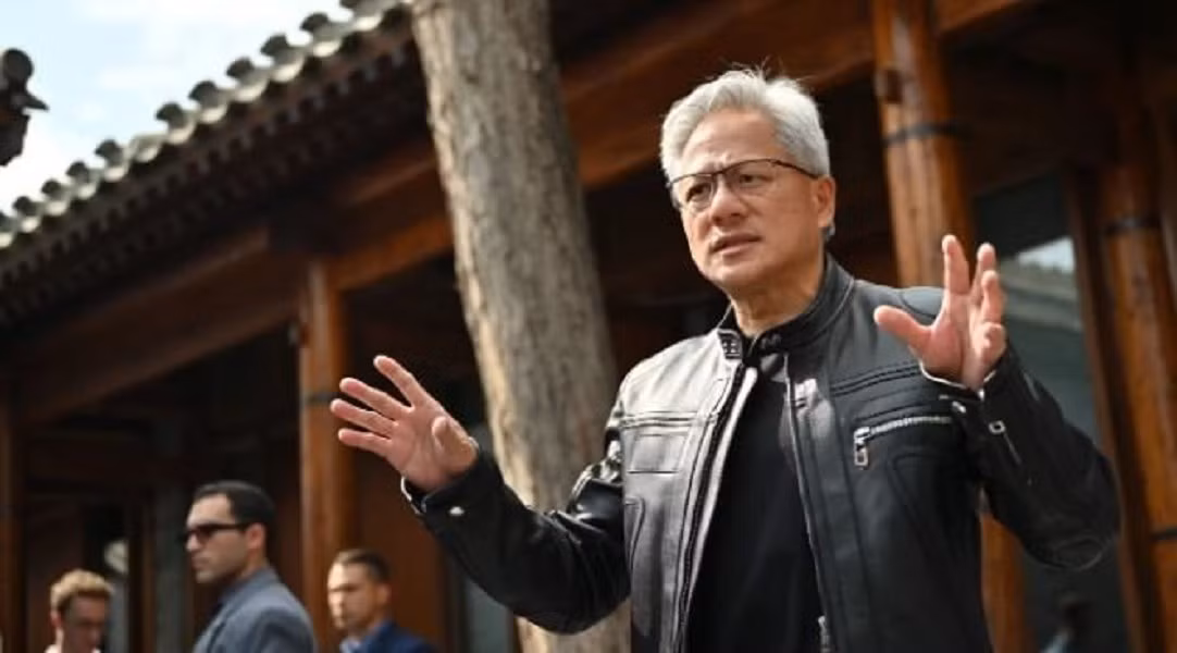Tại một hội nghị ở Bắc Kinh, CEO Nvidia Jensen Huang bất ngờ thừa nhận hối tiếc vì đã không học ngành vật lý khi còn trẻ.