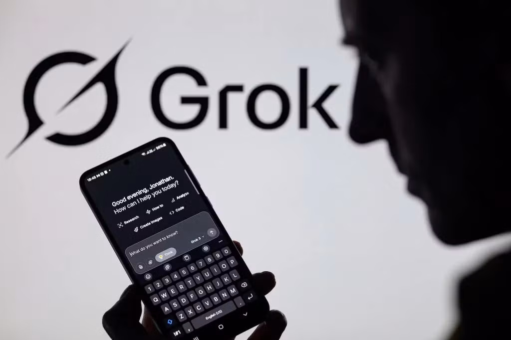 Điều đáng lo ngại là Grok không cảnh báo rõ ràng cho người dùng về rủi ro khi nhấn nút Chia sẻ.