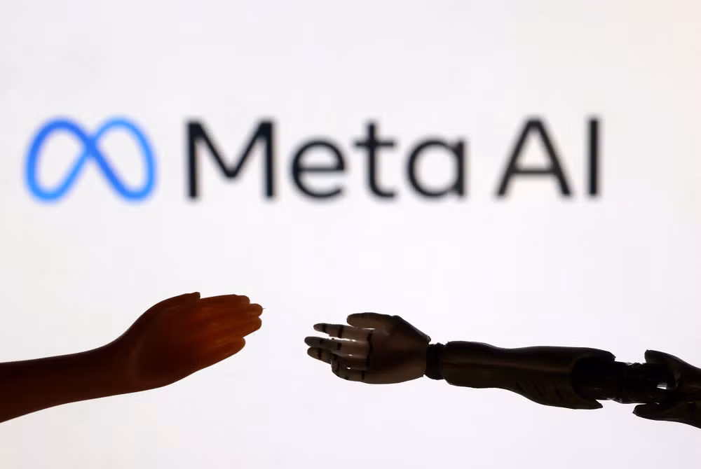 Một trong những vấn đề được ban lãnh đạo Meta đặc biệt quan tâm là mô hình quản lý siêu phẳng từng được áp dụng tại bộ phận Kỹ thuật AI Ứng dụng, nơi một nhà quản lý phải giám sát trực tiếp tới 50 nhân viên, gây ra nhiều áp lực vận hành và nhận không ít phản ứng từ nội bộ công ty.