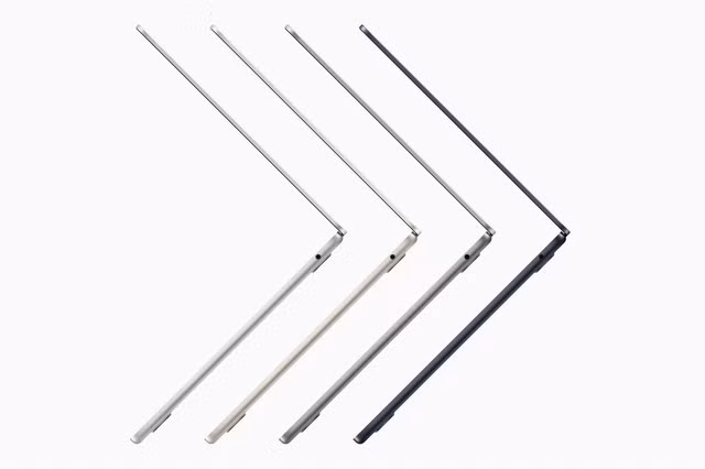Việc Apple nâng RAM mặc định lên 16GB giúp thiết bị xử lý mượt mà các tác vụ nặng như đồ họa, lập trình hay chạy nhiều ứng dụng cùng lúc.