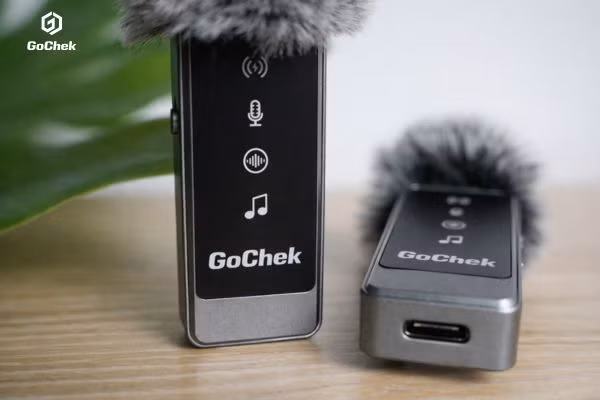 Các chuyên gia nhận định chất lượng hình ảnh có thể thu hút người xem trong vài giây đầu, nhưng chất lượng âm thanh mới là yếu tố giữ chân khán giả lâu hơn, vì vậy việc đầu tư một micro thu âm không dây có khả năng xử lý âm thanh thông minh sẽ giúp nâng cao đáng kể tính chuyên nghiệp của nội dung và tạo lợi thế cạnh tranh trong bối cảnh thị trường sáng tạo số ngày càng phát triển.(Ảnh: Gocheck)