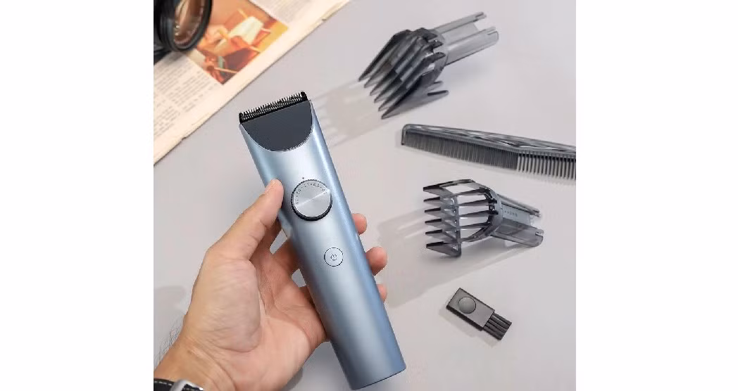 4. Tông đơ cắt tóc Mijia Gen 2 có lưỡi thép không gỉ, động cơ mạnh nhưng vận hành êm ái.