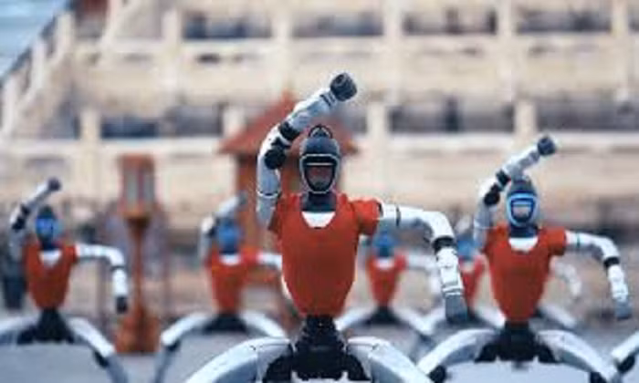 Những doanh nghiệp thường xuất hiện trong các tour công nghệ bao gồm hãng xe điện BYD, công ty robot hình người Unitree Robotics và startup AI DeepSeek, các thương hiệu đang thu hút sự chú ý toàn cầu nhờ tốc độ phát triển nhanh và khả năng cạnh tranh mạnh mẽ với các đối thủ phương Tây.