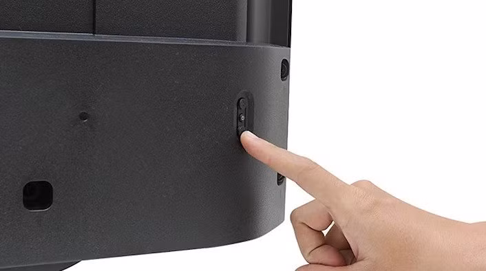 Luôn tắt nguồn và để TV khô hoàn toàn trước khi bật lại để đảm bảo an toàn và độ bền.