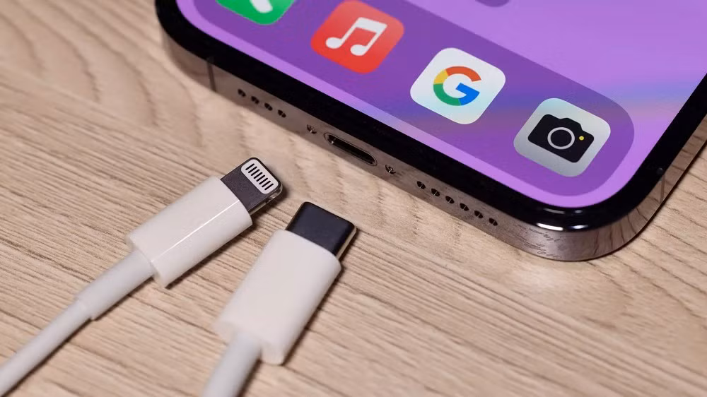 Apple hiện có chương trình tái chế miễn phí cho người dùng, cho phép gửi lại cáp và phụ kiện cũ qua đường bưu điện.