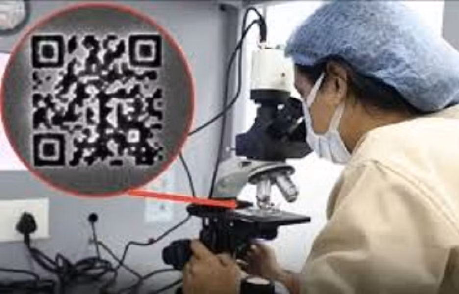 Công nghệ chùm ion hội tụ được dùng để khắc lên lớp phim gốm mỏng, đảm bảo độ bền lâu dài.