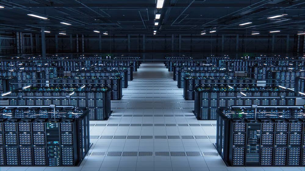 Theo báo cáo của Bloomberg, khoảng 12 GW công suất trung tâm dữ liệu dự kiến triển khai tại Mỹ trong năm 2026, nhưng hiện chỉ có khoảng 1/3 đang được xây dựng, cho thấy sự chậm trễ nghiêm trọng trong việc hiện thực hóa tham vọng AI dù nguồn vốn không hề thiếu.