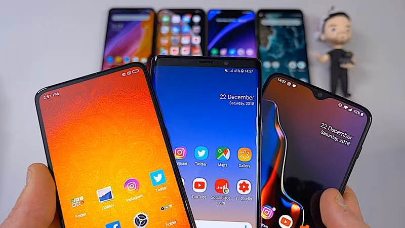 Đối với một chiếc smartphone giá rẻ tiêu chuẩn, bộ nhớ hiện chiếm tới 43% tổng chi phí sản xuất, khiến giá thành đội lên khoảng 25%, tạo áp lực cực lớn lên các nhà sản xuất như Xiaomi hay OPPO vốn cạnh tranh chủ yếu ở phân khúc bình dân.