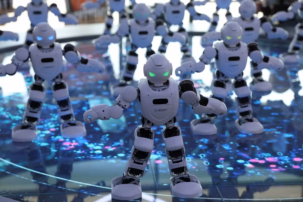 Cuộc đua robot hình người vì thế đang nóng lên từng ngày, khi Trung Quốc đã vào guồng sản xuất còn Tesla vẫn đứng trước bài toán biến tầm nhìn thành sản phẩm thực tế.