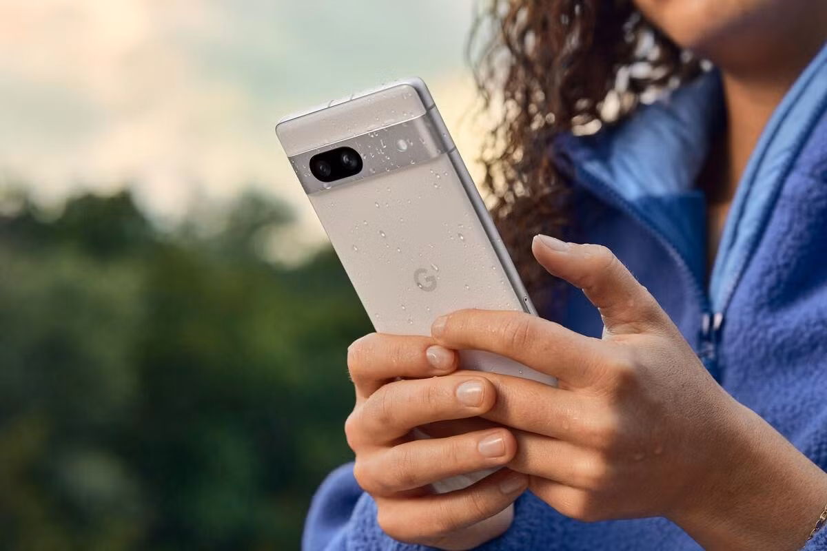 Tuy nhiên, ở chiều ngược lại, Android cũng ghi nhận tỷ lệ trung thành rất cao với 86,4% người dùng muốn tiếp tục sử dụng nền tảng này, đặc biệt là các tín đồ Samsung và Google Pixel vốn yêu thích trải nghiệm mở và khả năng can thiệp sâu vào hệ thống.