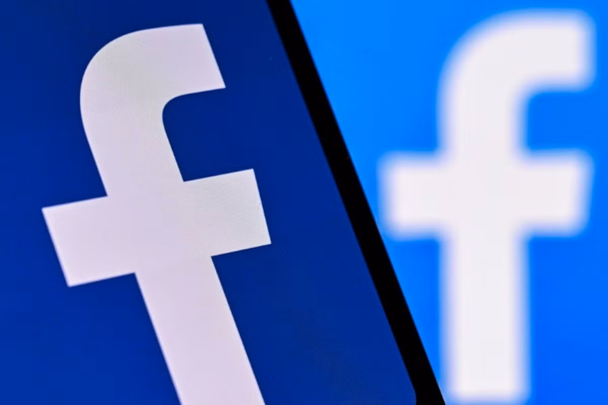 Không dừng lại ở đó, Meta còn triển khai gói Facebook Plus tại một số thị trường với mức phí khoảng 3,99 USD mỗi tháng, bổ sung các tính năng như kéo dài thời gian hiển thị Story, thống kê nội dung chi tiết hơn và một số công cụ cá nhân hóa nhằm tăng trải nghiệm cho những người thường xuyên đăng tải nội dung.
