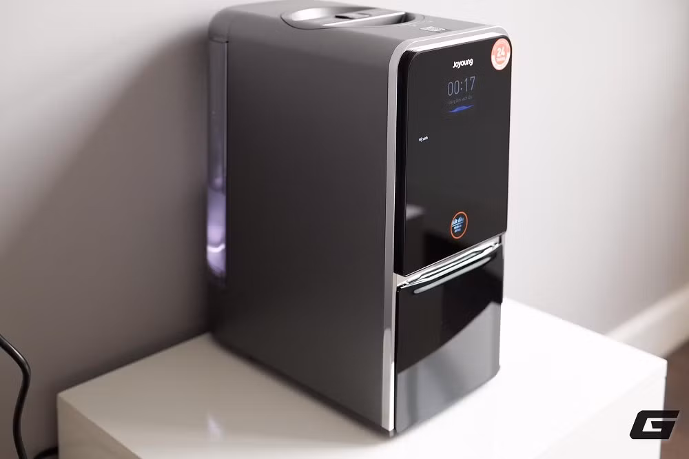 Joyoung K7 Pro là mẫu máy làm sữa hạt cao cấp đang thu hút sự chú ý nhờ loạt công nghệ hướng đến sức khỏe và trải nghiệm rảnh tay. (Ảnh: Genk)