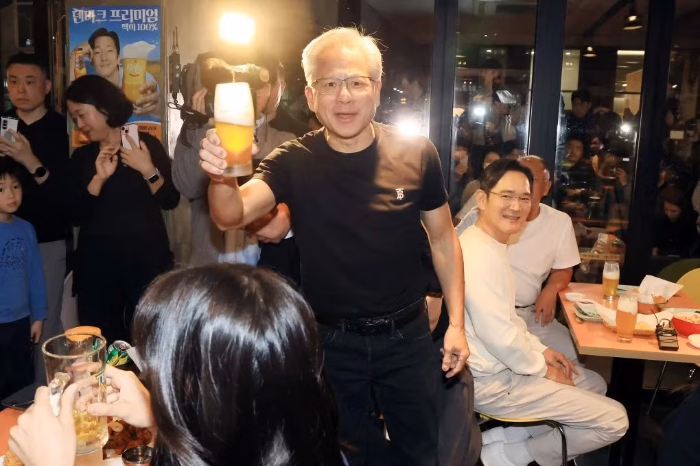 Những “bữa gà rán” cho thấy ngoại giao doanh nghiệp đôi khi quan trọng không kém các đột phá công nghệ.