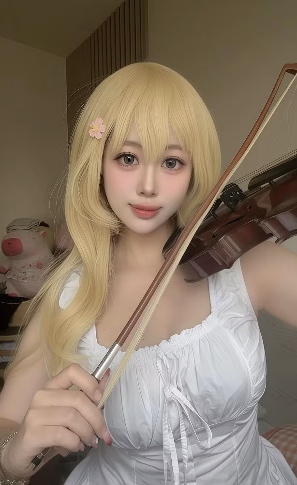Nhiều fan nhận xét đây là bộ ảnh cosplay “nóng” nhất thời gian gần đây, vừa nghệ thuật vừa gợi cảm.