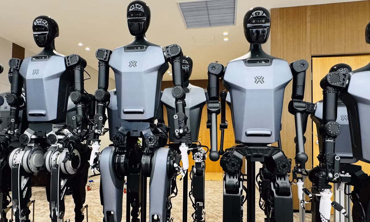 Giới chuyên gia nhận định ngành robot humanoid hiện giống ngành ô tô đầu thế kỷ 20, khi tiêu chuẩn sản xuất còn phân mảnh và chưa có hệ sinh thái linh kiện thống nhất.