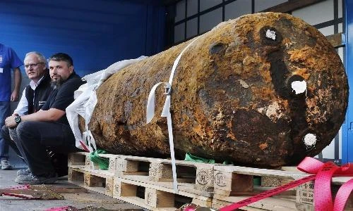 "Lạnh người" trước lai lịch siêu bom tìm thấy giữa Frankfurt, Đức