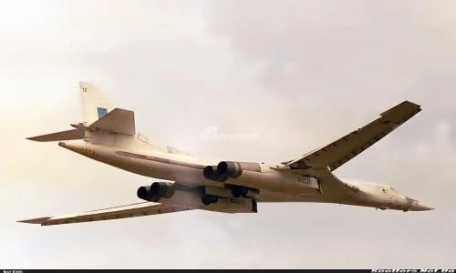 Tại sao Nga tốn tiền chế tạo lại “pháo đài bay” Tu-160?
