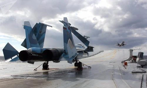 Huy hoàng 40 năm "chúa tể bầu trời" Su-27