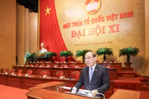 Phó Chủ tịch UBTƯ MTTQ Việt Nam Hoàng Công Thủy trình bày Tờ trình sửa đổi, bổ sung Điều lệ MTTQ Việt Nam.