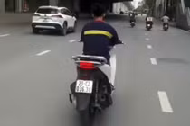CSGT Hà Nội xử phạt thanh niên đi SH đủ ‘combo’ vi phạm TTATGT