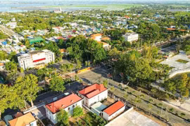 Vượt qua đối thủ về giá, Công ty đầu tư xây dựng Hoàng Xuân trúng thầu tại xã Vĩnh Hưng