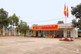 Trụ sở UBND xã Long Hà.