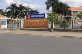 Phường Chơn Thành: Công ty Hoài Thương trúng 2 gói thầu trường học cùng ngày