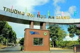 Gói thầu tại ĐH An Giang: "Người quen" gặp đối thủ năng lực vượt trội