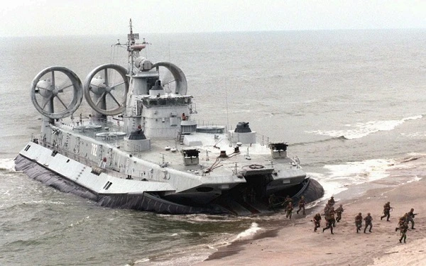 Điểm danh những chiến hạm "ngôi sao sáng nhất" của Hạm đội Baltic Nga