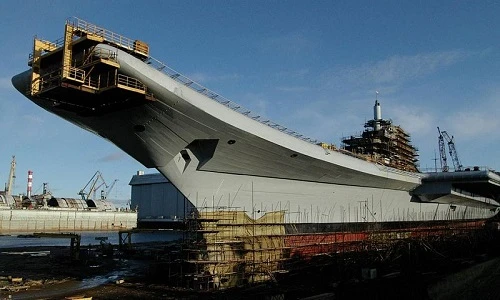 Tàu sân bay Vikramaditya lắm “nhiêu khê” và sự hối hận của Ấn Độ 