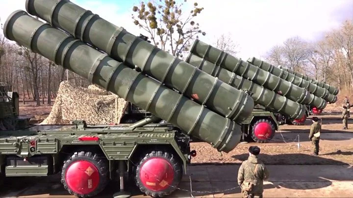 Mỹ sẽ trừng phạt nặng nề nếu Saudi Arabia mua S-400 của Nga?